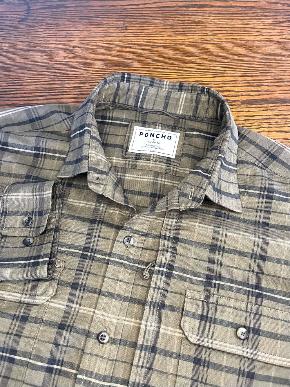 Poncho Men's Flannel Shirt XL Regular Fit Magnetic Pockets Olive Green Plaid